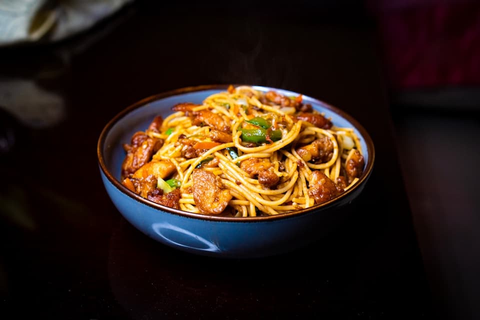 Sauce tomate maison, viande hachée, parmesan